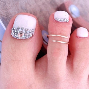 Toe Ring  Toe Ring~ Minimalist Jewelry~ Polished Gold Toe Ring~ Adjustable Gold Filled Toe Ring~ Sterling Silver Toe Ring~ 14k Gold Toe Ring