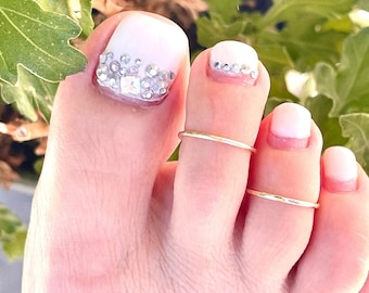 Toe Ring- 14K Gold Filled Toe Rings- Adjustable Ring, Minimalist Toe Ring, Hammered Smooth Toe Rings Gold Ring