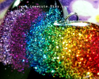 Rainbow Gradient Black Heart Pendant Necklace, Chunky Resin Heart, Bespoke Rainbow Sparkle Heart Festival Jewelry Hand Made by isewcute