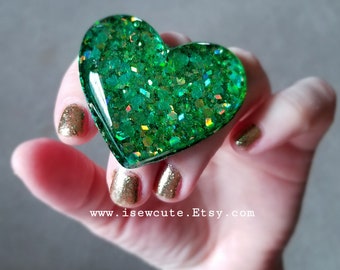 St. Patrick's Day Emerald Green Heart Statement Ring, Festive Green Heart Ring, Resin Glitter Heart Ring, Gift for Her Handmade by isewcute