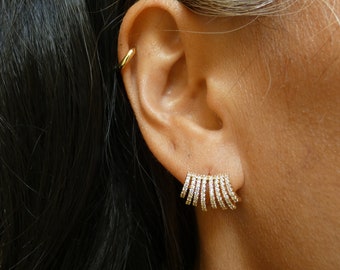 Claw Earrings, Gripping Claw Earrings, Ear Cuff, Cartilage Piercing, Cartilage Earring