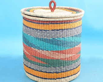 Straw cloth basket with lid| Wicker floor bin - handwoven storage tub