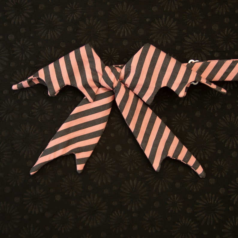 self tie bat bow tie with tails ladies bat bow tie spooky bat bow tie for women halloween bow tie