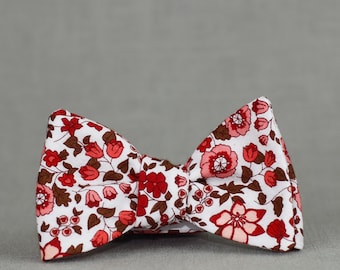 red, salmon, blush, and chocolate floral bow tie  // self tie bow tie // mens floral bow tie