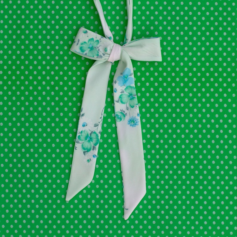 pajarita romántica floral verde // pajaritas para mujer imagen 1