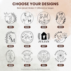 Könnte beinhalten: Eine Auswahl an individuellen Stempeldesigns mit verschiedenen Illustrationen und Texten. Designs beinhalten Initialen, florale Elemente und ein Haus. Der Text lautet "CHOOSE YOUR DESIGNS" und "Best detail: Order 1" (25mm) oder größer."