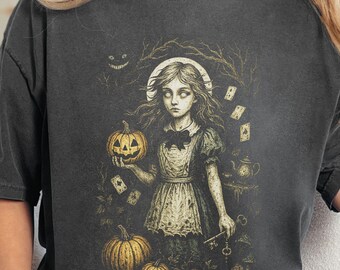 Gothic Halloween Alice Shirt, Creepy Fairy Tale Shirt, Spooky Wonderland Shirt, Witchcore Grunge Art Top, Dark Adventures in Wonderland Tee