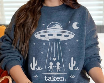 Taken Couple Outdoor Desert UFO Sweater, Alien Spaceship Shirt, Astronaut T-Shirt, Outer Space Tee, Flying Saucer Ship, Abduction Sweatshirt