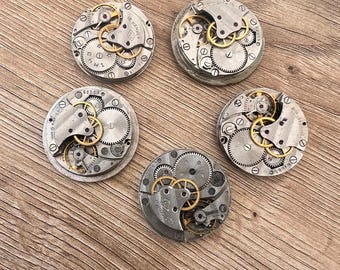 Lote de 5 movimientos de reloj Pobeda antiguos - 15 rubíes - URSS - ZIM y 1MCHZ - Para repuestos