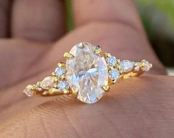 Oval Cut Moissanite Engagement Ring, Round & Marquise Side Diamond Ring, Best 14K Solid Gold Bridal Ring, Solitaire Anniversary Gift for Her