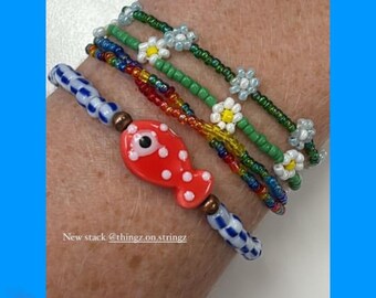 Dollop of Daisy Bracelet (custom colors; custom sizing)