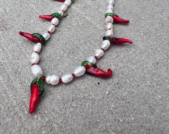 That’s One Spicy Mama Pearl Necklace