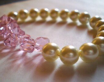 Pink Rock Crystal White Pearl Bracelet