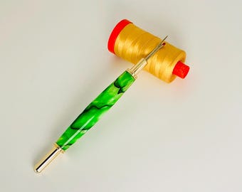 Beautiful acrylic seam ripper for quilting/sewing notion.  Great tool for the sewing room; give as a thoughtful gift.