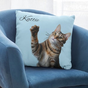 Custom Pet Portrait Pillow: Personalized Cat or Dog Cushion