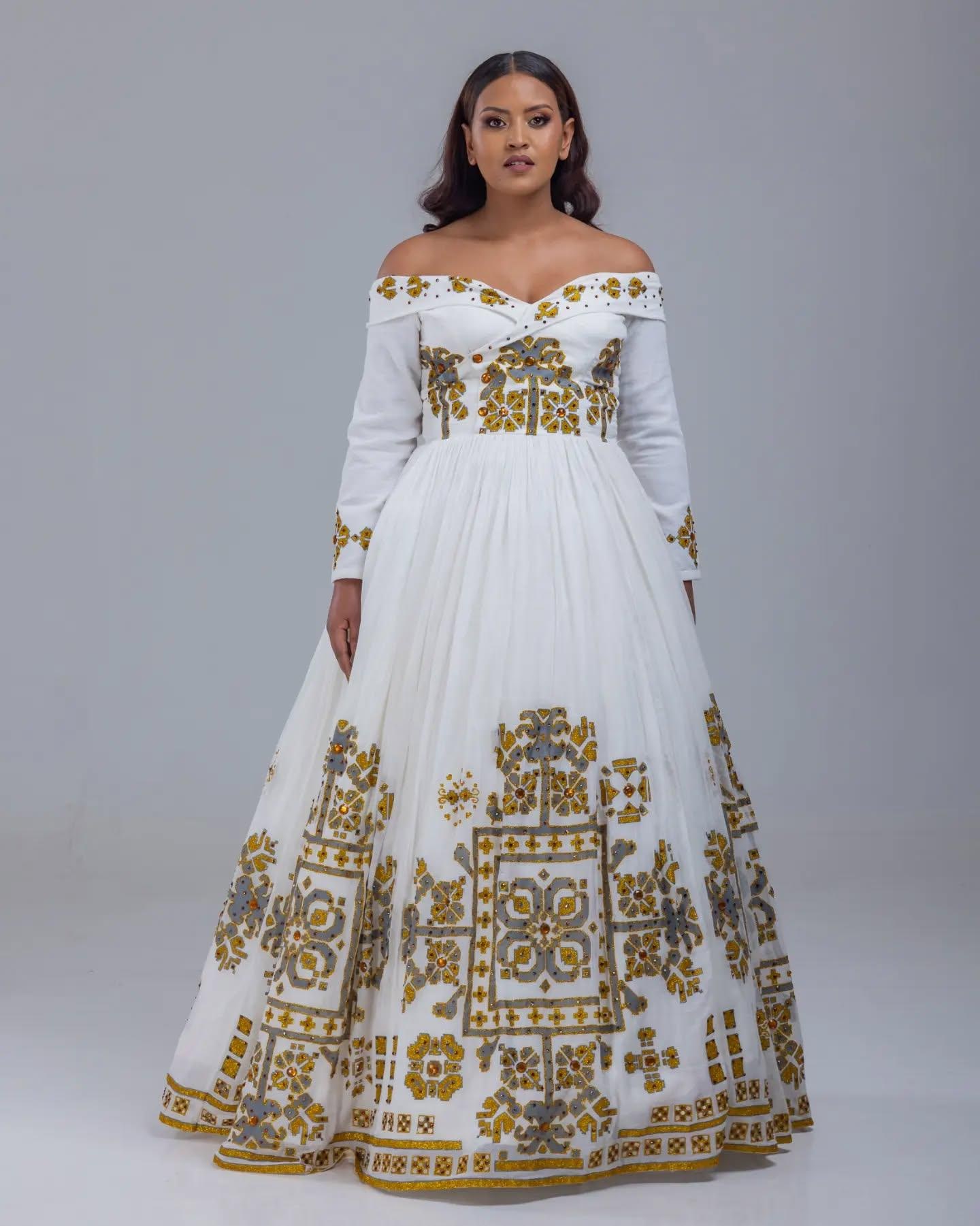 white christmas dresses Sodo Ethiopian Wedding Dress L main image 0