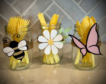 Winnie the Pooh Mason Jars Bee Baby Shower Winnie the Pooh Baby Shower Bee Party Decor Spring Party Decor Spring Mason Jars
