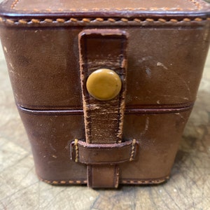 Vintage 40’s leather lens or Smalls case