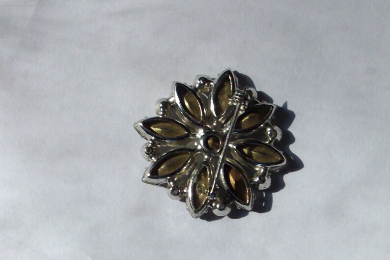 Brilliant Rhinestone Vintage Pin - Etsy