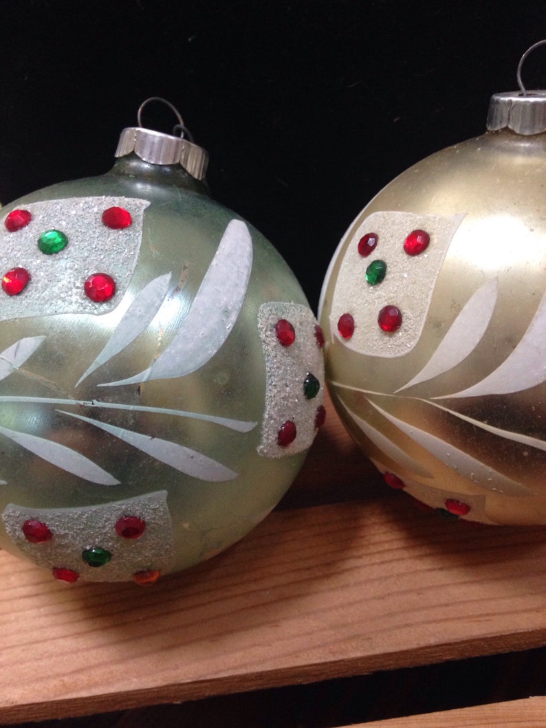 Midcentury Xmas balls dice imagem 1