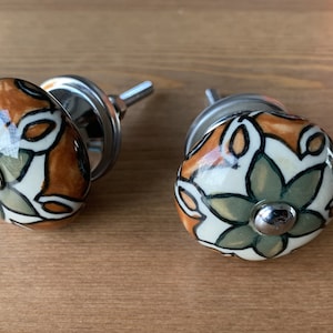 Ceramic, Ceramic Knobs, ceramic door knobs, ceramic drawer knobs, knobs, designer knobs, , ceramic items, decorative, antique knobs, antique