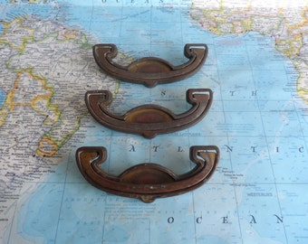 SALE! 3 mod vintage curvy brass metal pull handles