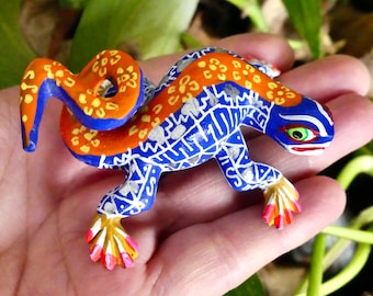 メキシコ オアハカ カラフルなトカゲ型陶器 メキシコ カラフルなトカゲ