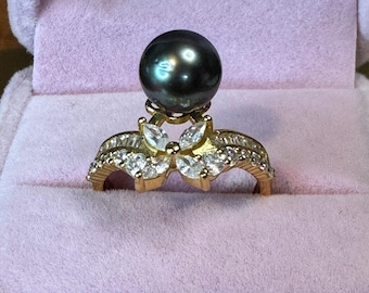 Anillo ajustable de perla negra tahitiana de agua de mar/banda de plata de ley S925 bañada en oro de 18k (#106)