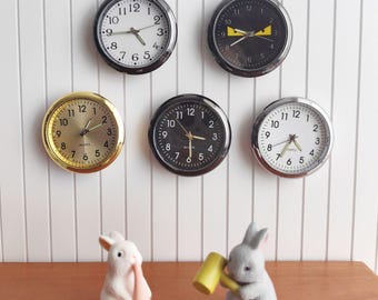 Real working miniature clock glow in the dark mini clock for dollhouses moving clocks with back stickers craft supplies dollhouse doll prop