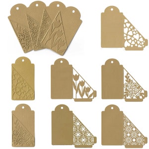 Könnte beinhalten: Satz von neun goldfarbenen Geschenkanhängern aus Papier mit filigranen Laser-Schnitten. Jeder Anhänger zeigt ein anderes Blumenmuster, darunter Herzen, Tulpen und Rosen.