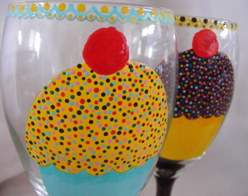 Hand painted 4-color cupcake glass goblets, set of 4 image 3
