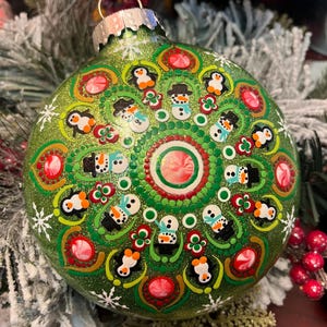 Handbemalte 5-Zoll-Runde Mandala-Weihnachtsverzierung