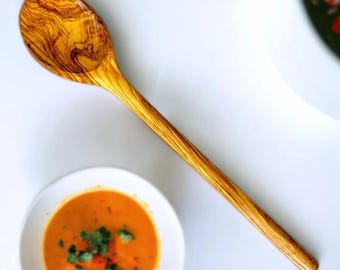 Cuchara de arroz de madera de olivo artesanal / Cuchara larga para cocinar / Utensilio de cocina resistente al calor