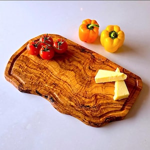 Personalized Olive Wood Cutting Board: Rustic Charcuterie Tray