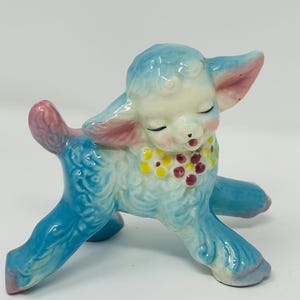* antique sheep ✵ * 水色リボンと鈴をつけた小さな 羊さん Blue Lamb Figurine - Etsy