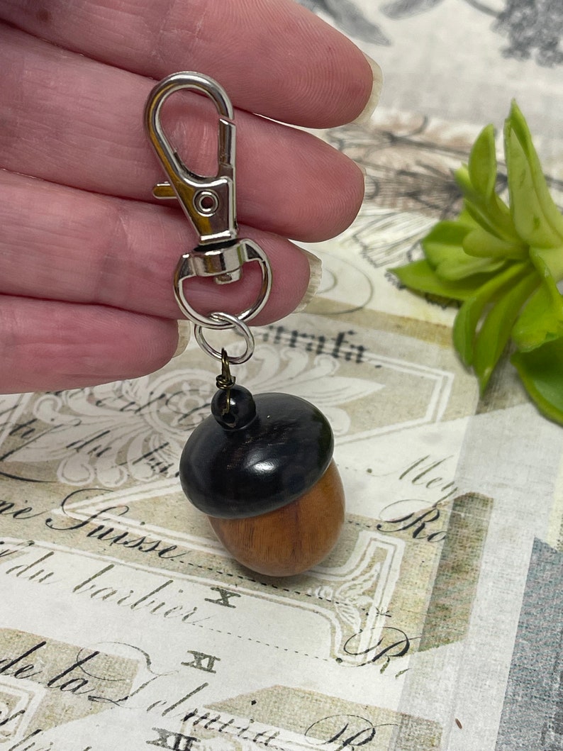 1 Wooden Ebony Acorn Nut Keepsake Clip Key Chain Wish Box Acorn Locket for Mother's Day Charm Box image 3