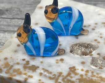 2 Hand Blown Tiny Glass Miniature Blue Snails Figurines  - Glass Animals Snails Home Decor Gift - Glass Gastropod