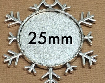 20 Snowflakes Bezels Settings with 25mm Cabochon Base - Snow Ornament Antique Silver