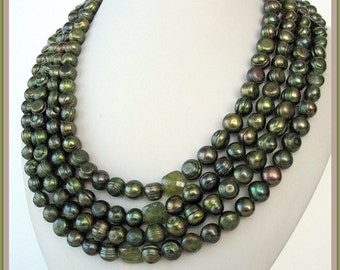 Ketting - Aardappelolijf PEARLs - Groene GARNETs - Sterling Zilver- Cadeau voor haar