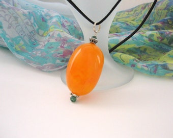 Pendant-Necklace-Resin-Amber-Leather cord-Accessory-Gist idea