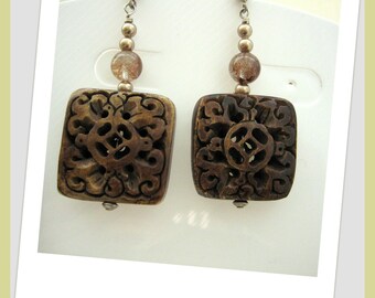 Earrings - Decorative Wood squares- Muscovite-Golden pearls