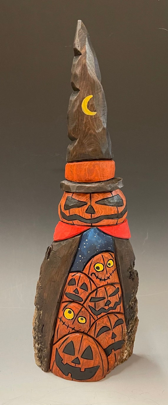 HAND CARVED original 14” tall Halloween Man w/ robe full of Jacks from 100 year old Cottonwood Bark