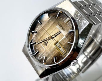 Vintage Seiko 1E20 5590 Yellow Dial Lady Quartz Watch Japan