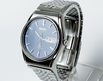 Orologio Seiko Type II 7546-8080 con quadrante blu scuro - Il prezzo include spedizione, dazi doganali e tasse (DDP).