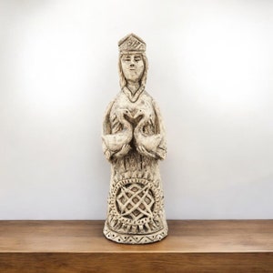 Lada Goddess Statue Slavic Goddess Idol Slavic Pagan Occult Figurine Witchy Figure Wiccan Talisman Small Ceramic Figurine Slavic Pantheon
