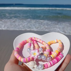 Summer Party Aloha Bracelets! {RANDOM PICK}