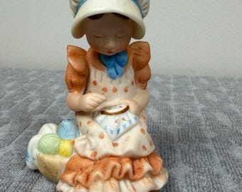 Vintage Holly Hobbie Figurine with Yarn and Bonnet 1980s