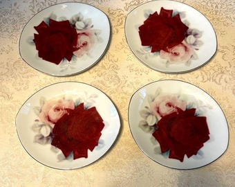 Vintage Narumi Fine China Dessert Plates with Red Rose Floral Pattern - Set of 4