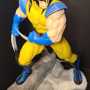 Wolverine Statue HUGE! - Hand Painted - 3d Printed