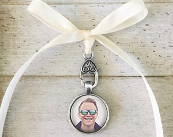 Custom Bridal Bouquet Charm, Wedding Bouquet Photo Charm, Personalized Memorial Charm Pendant, Wedding Gift